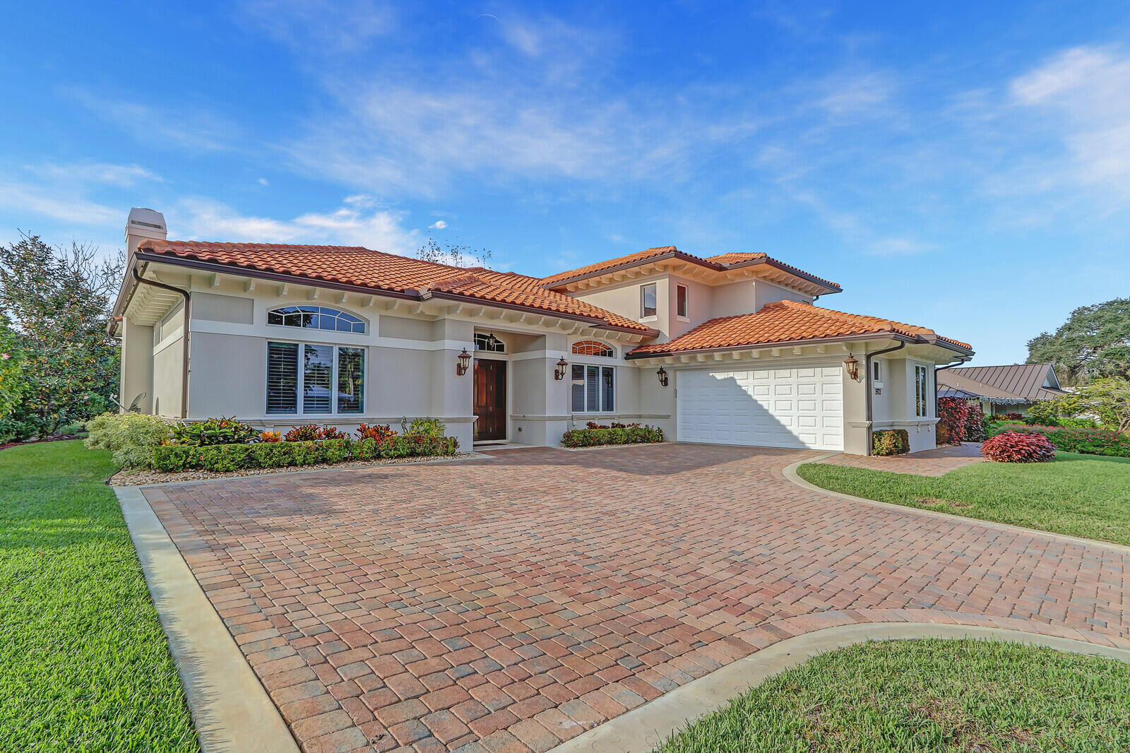 3572 SE Court Drive