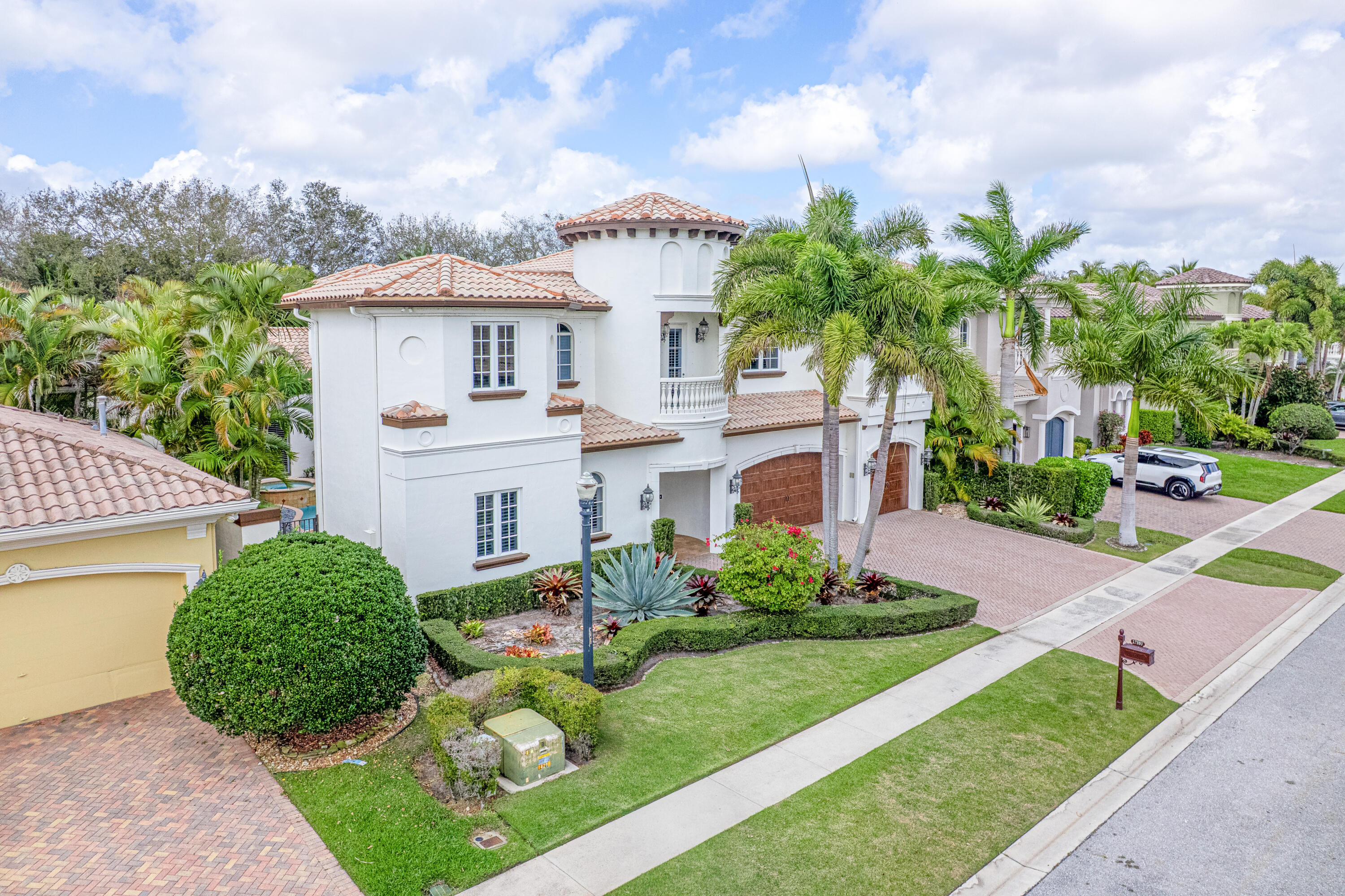 17550 Circle Pond Court