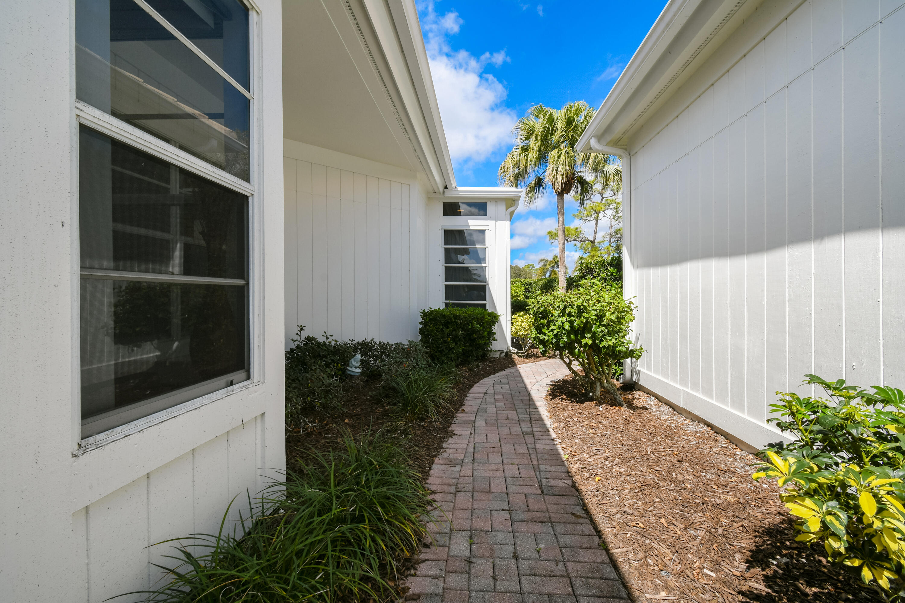 2201 NW Seagrass Drive