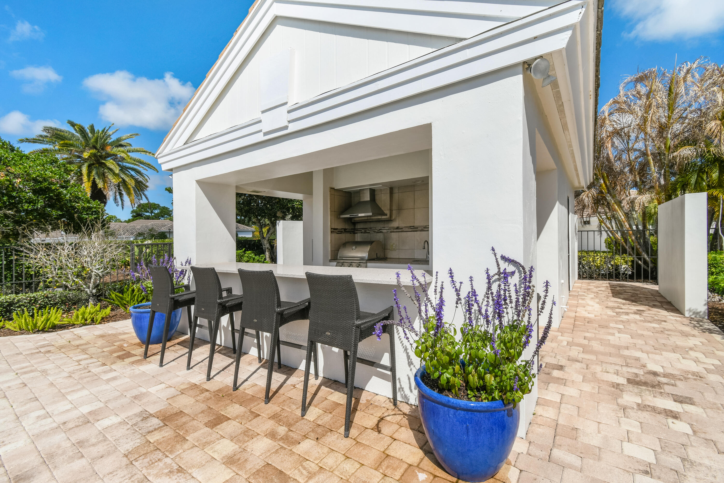 2201 NW Seagrass Drive