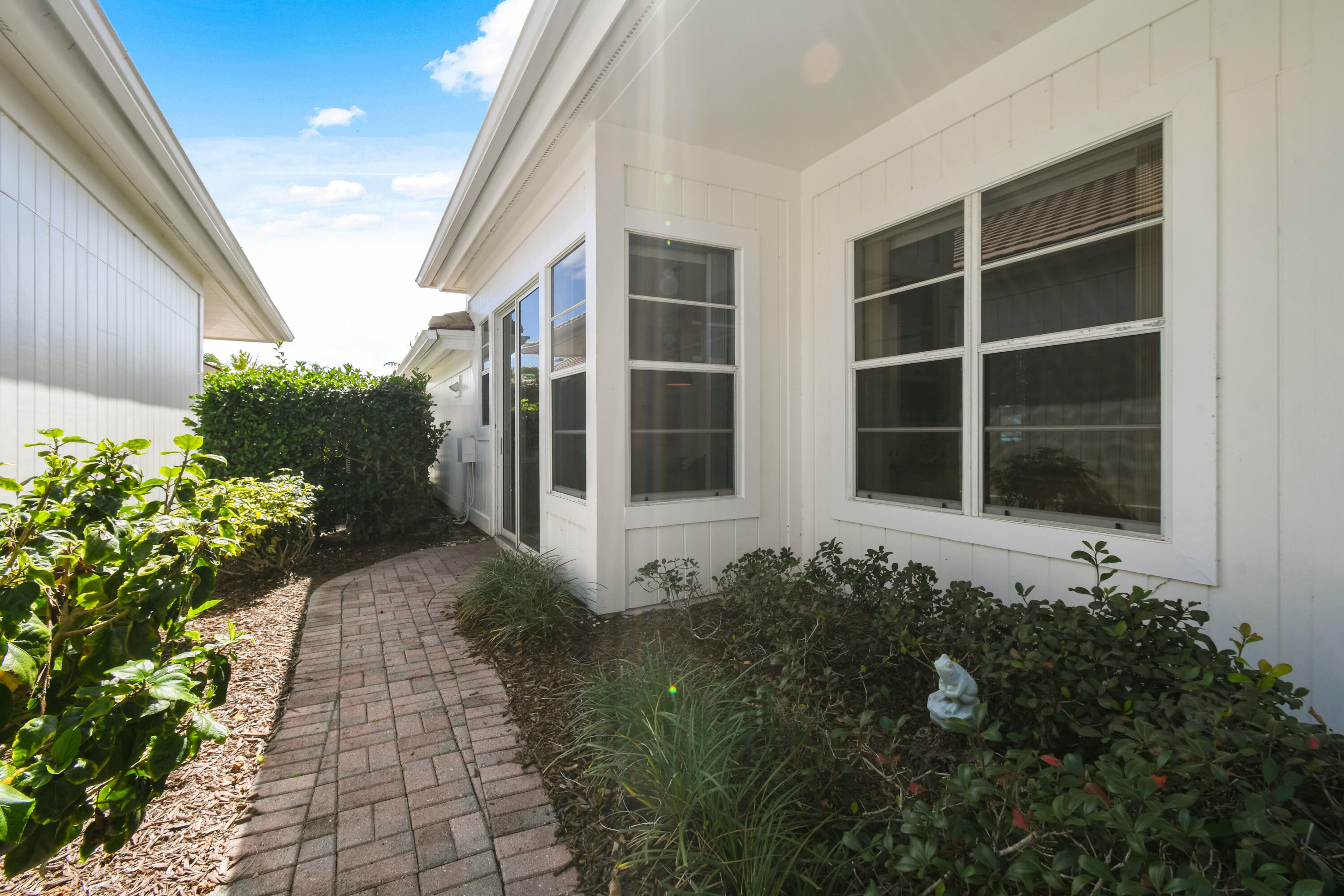 2201 NW Seagrass Drive