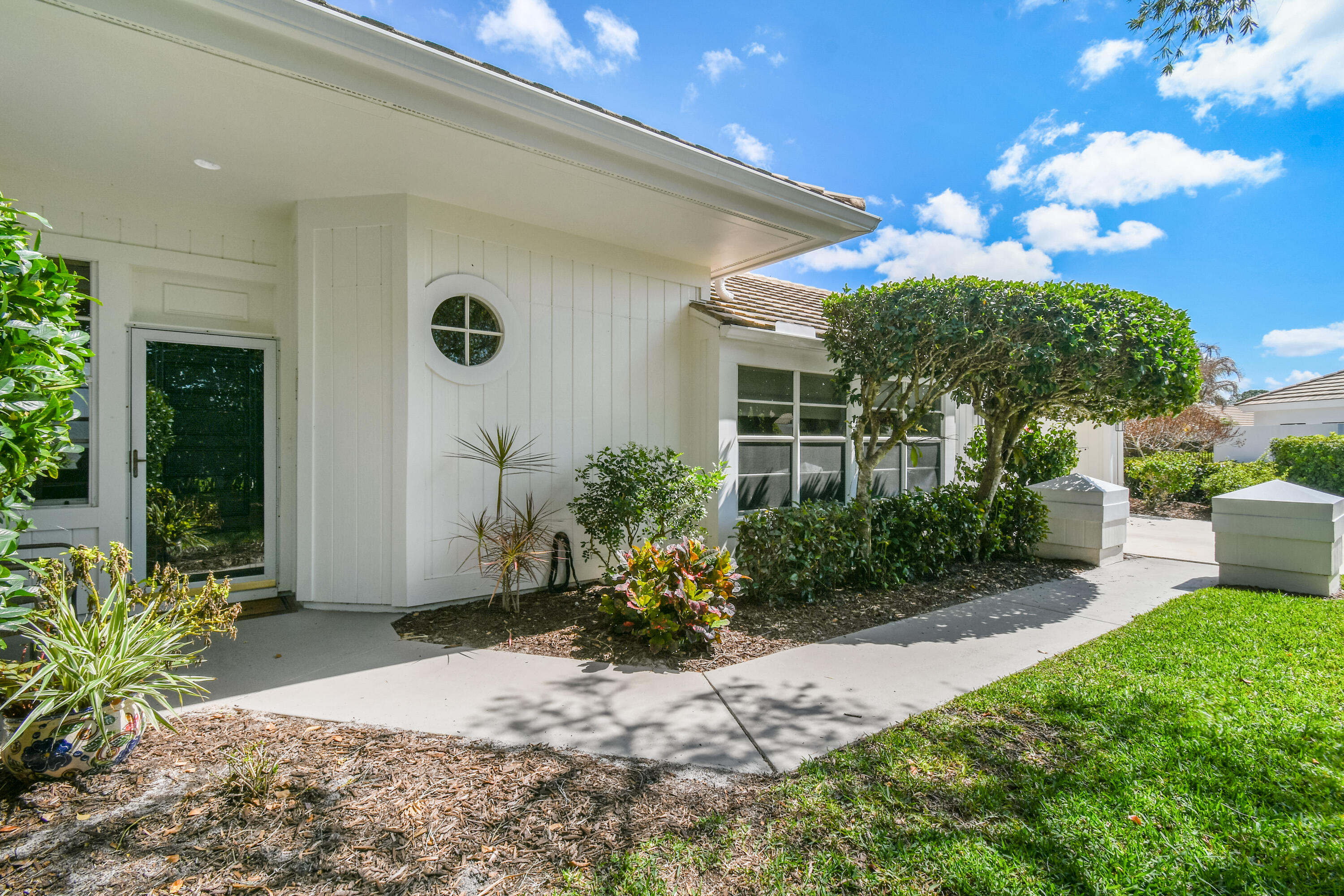 2201 NW Seagrass Drive