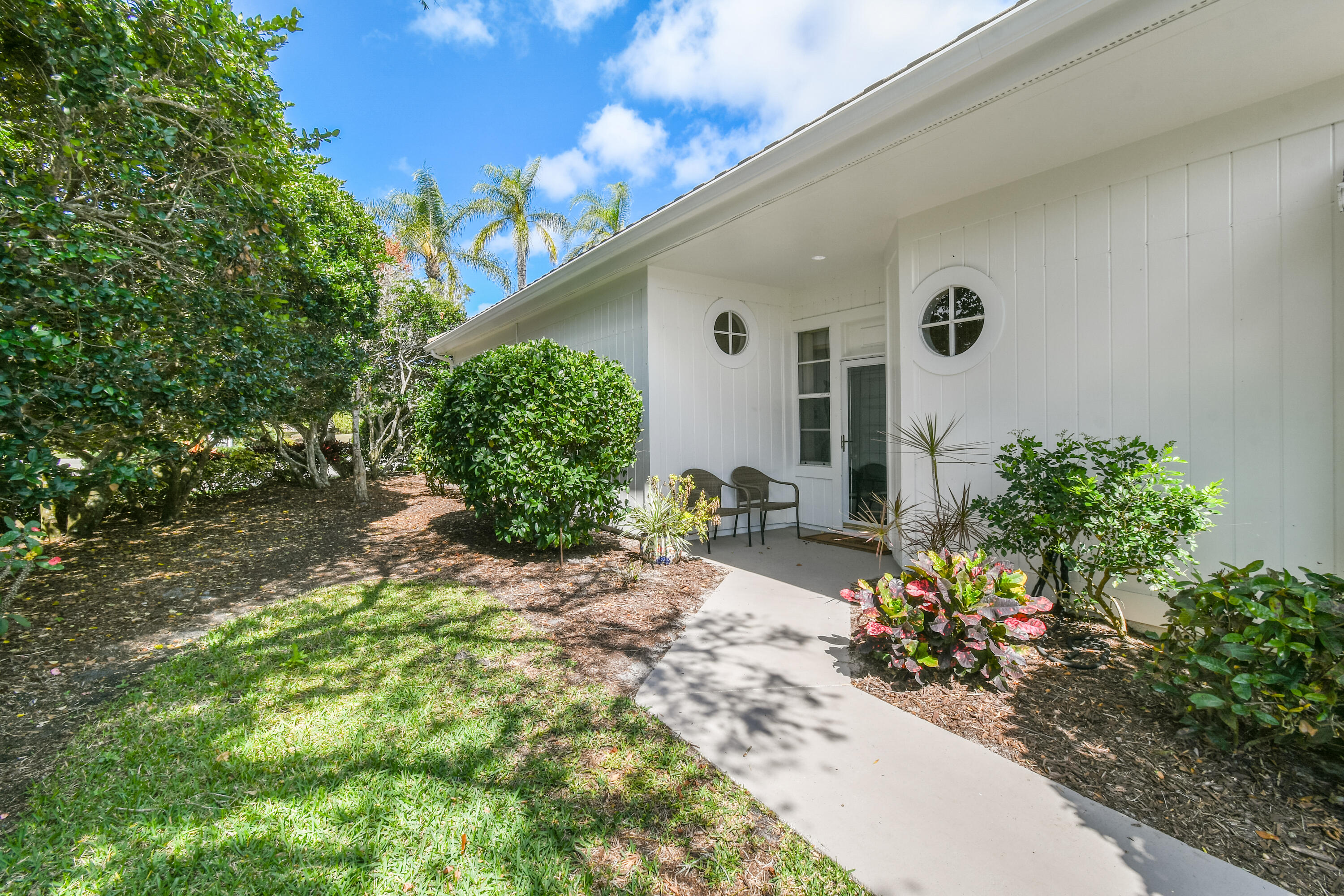 2201 NW Seagrass Drive