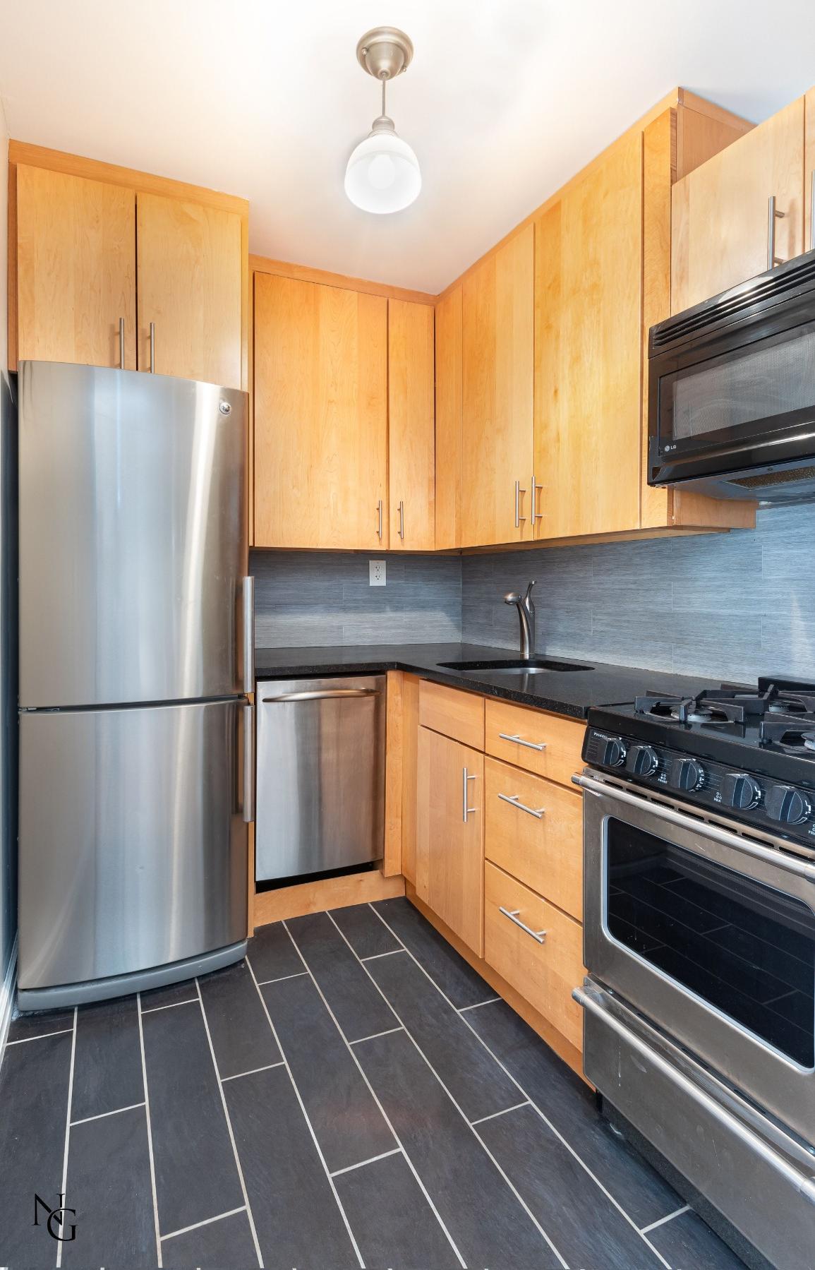 314 West 56th Street Unit: 1A