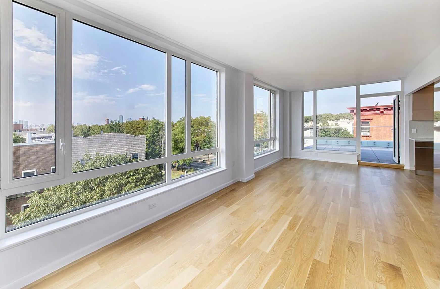 247 Driggs Avenue Unit: PH-B