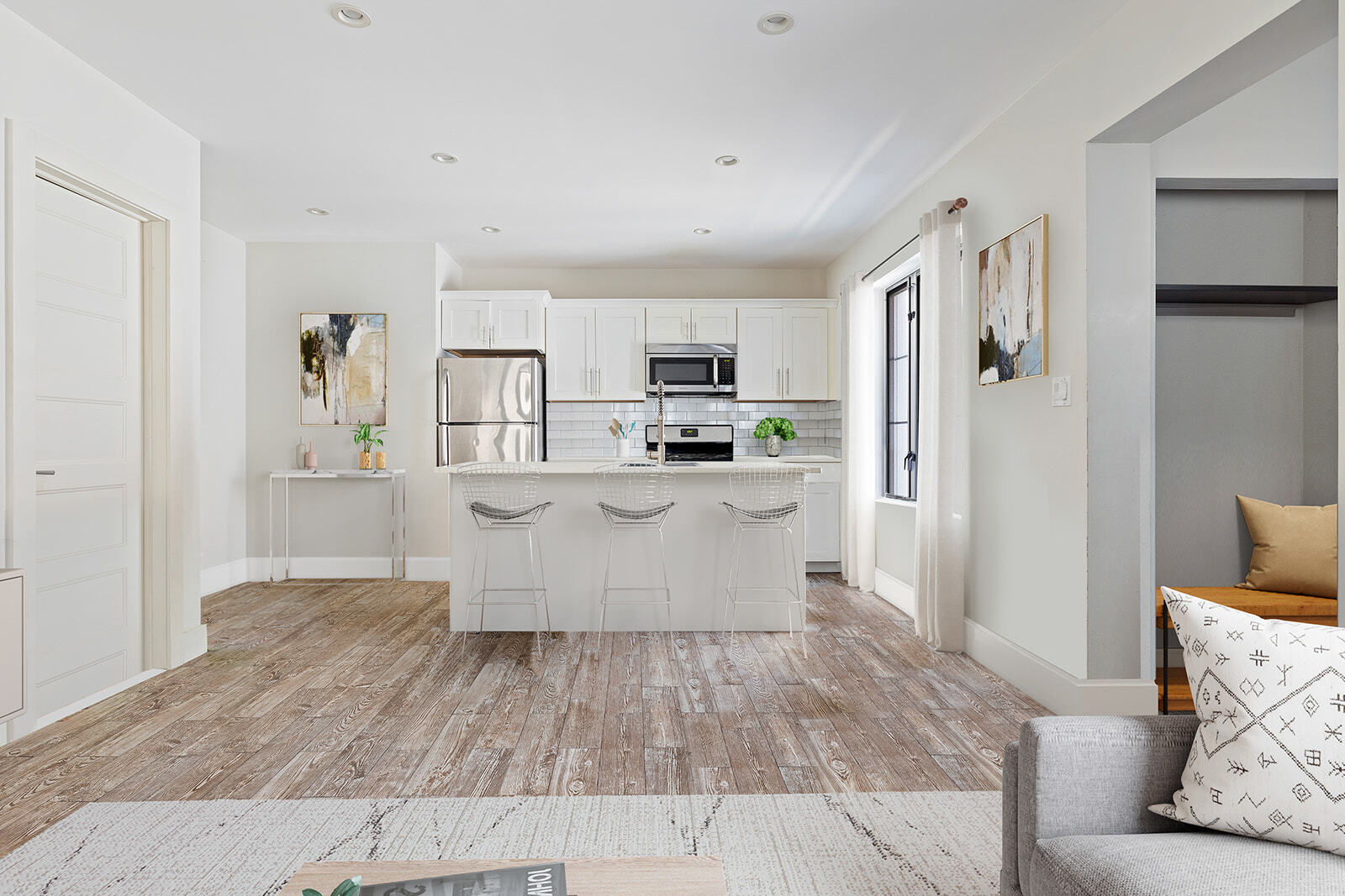 736 E 23RD Street Unit: 1