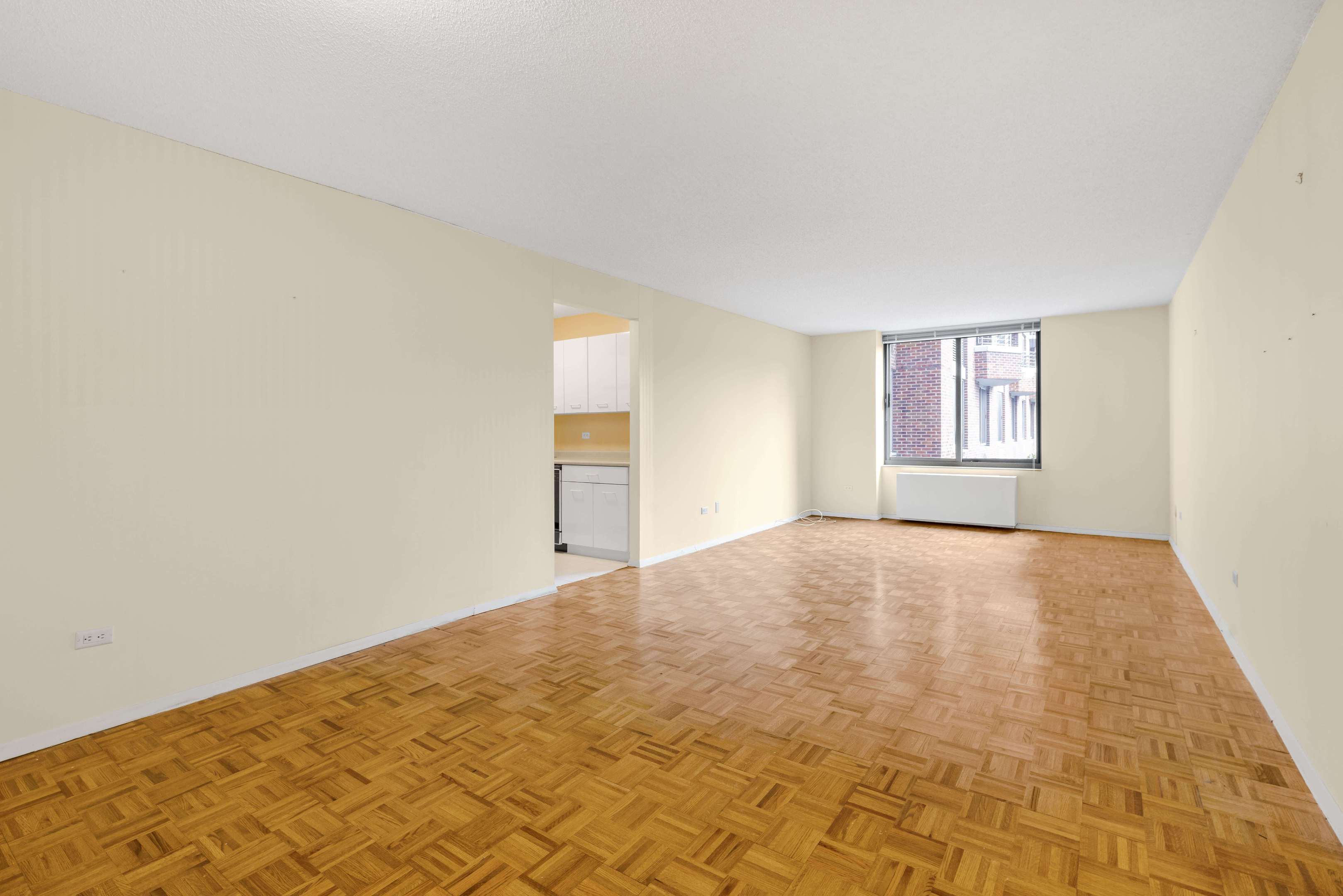 2 S END Avenue Unit: 3A