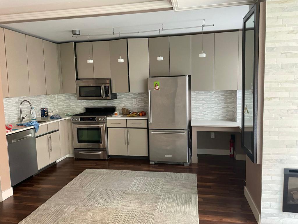 21 S END Avenue Unit: 630