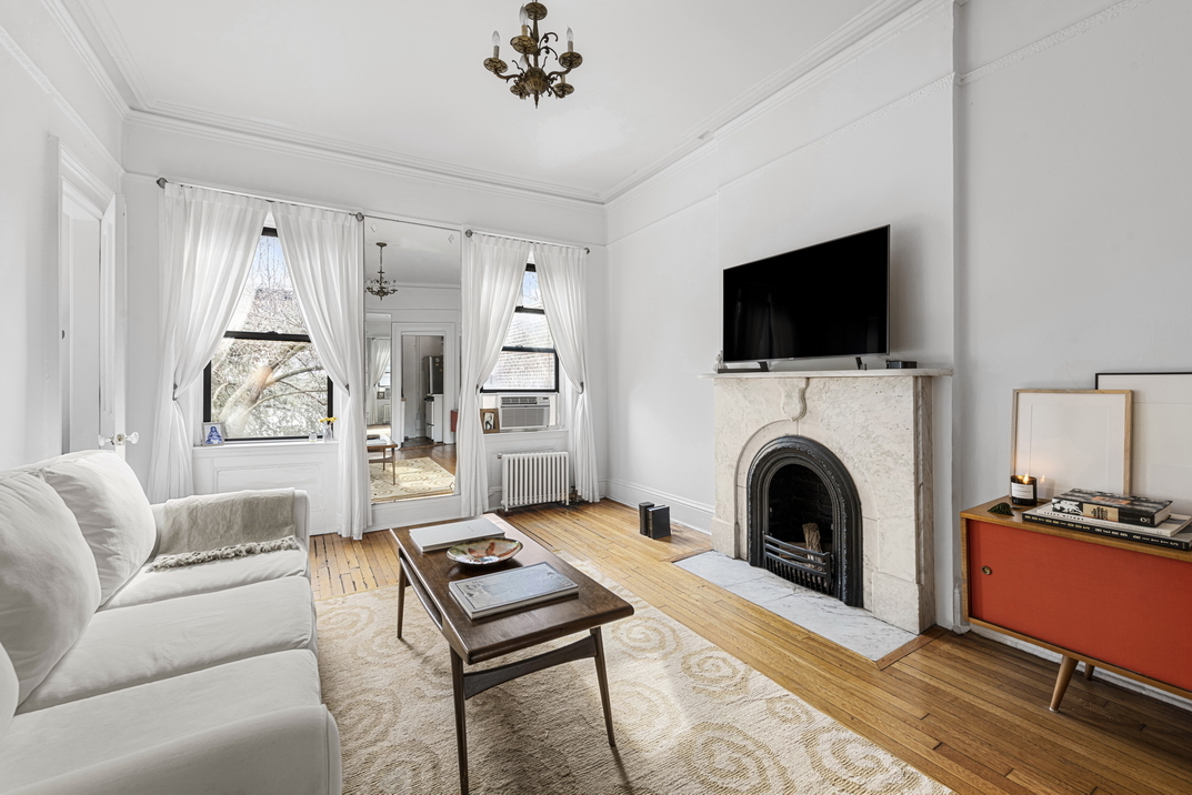 78 Perry Street 3R