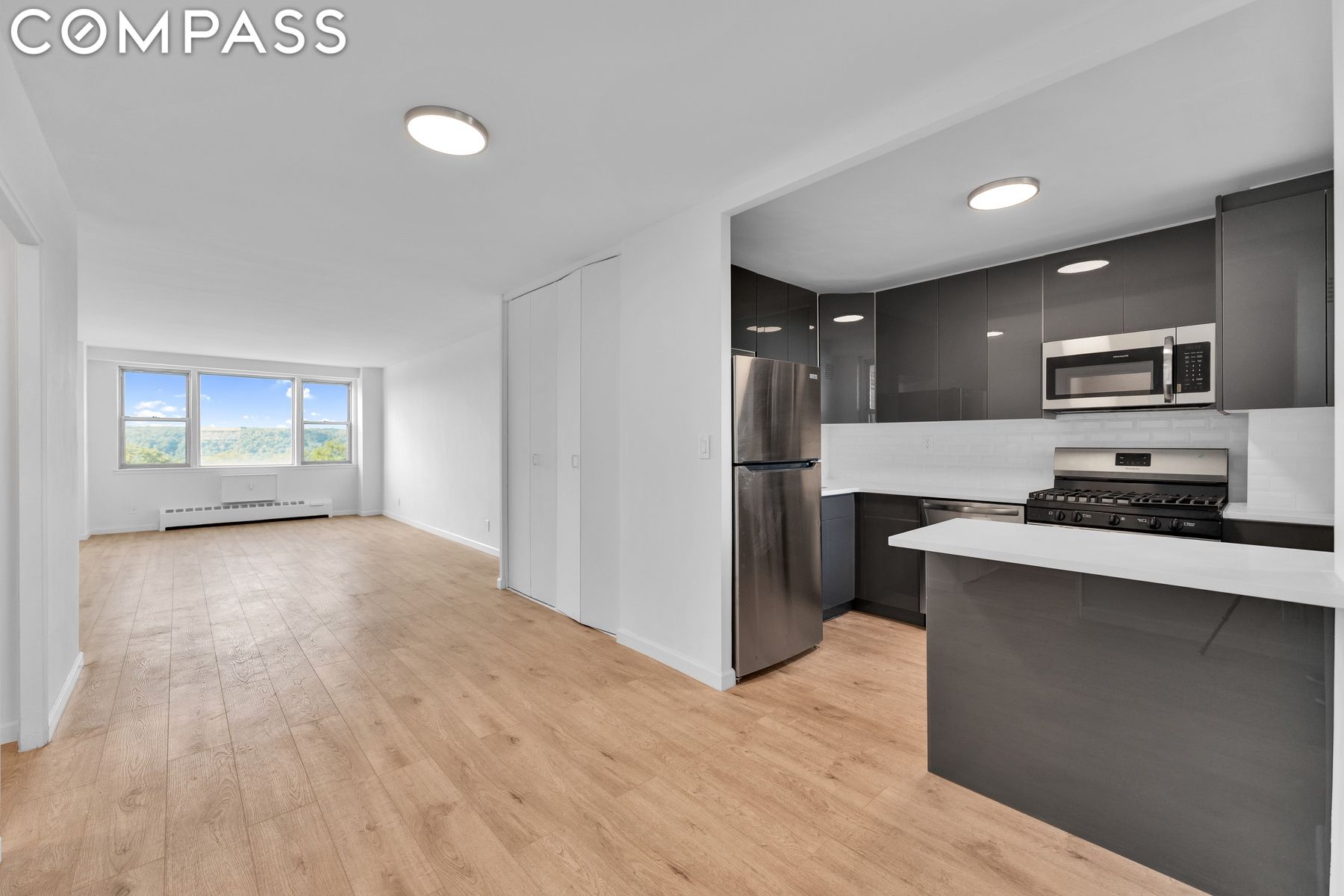 5700 Arlington Avenue Unit: 8-K