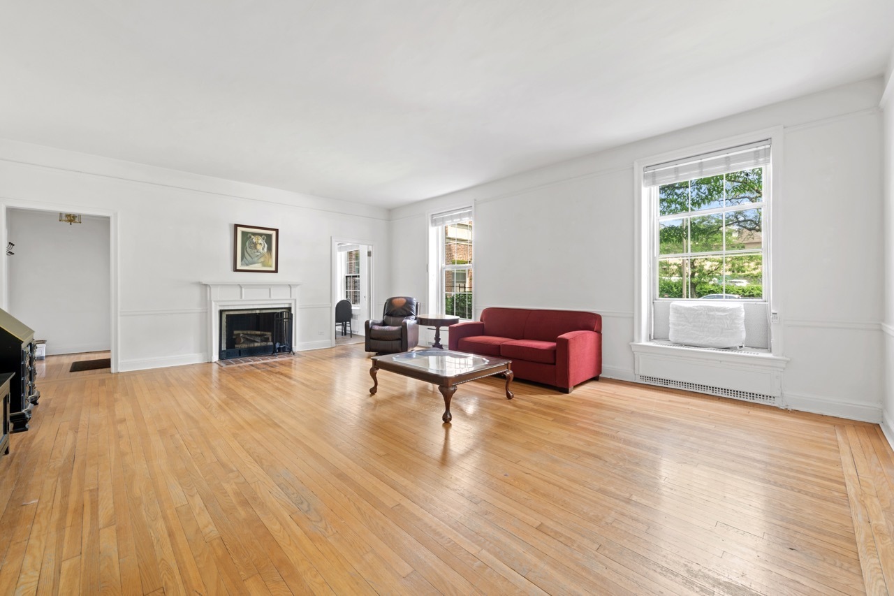 68-10 108TH Street Unit: 1J