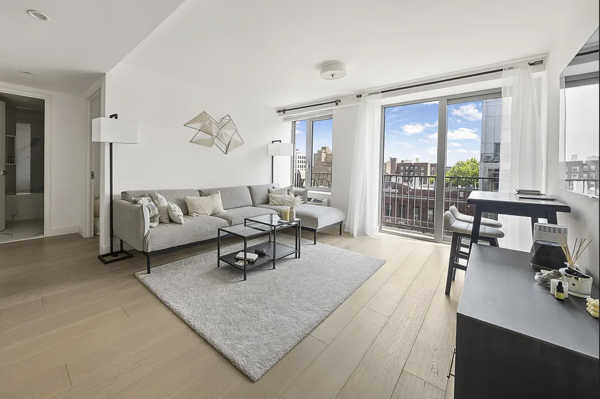 2128 OCEAN Avenue Unit: 4B