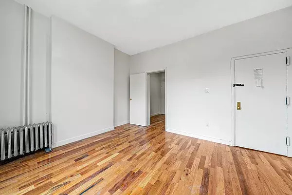 402 NOSTRAND Avenue Unit: 2L