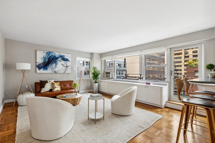 330 E 49TH Street Unit: 14B