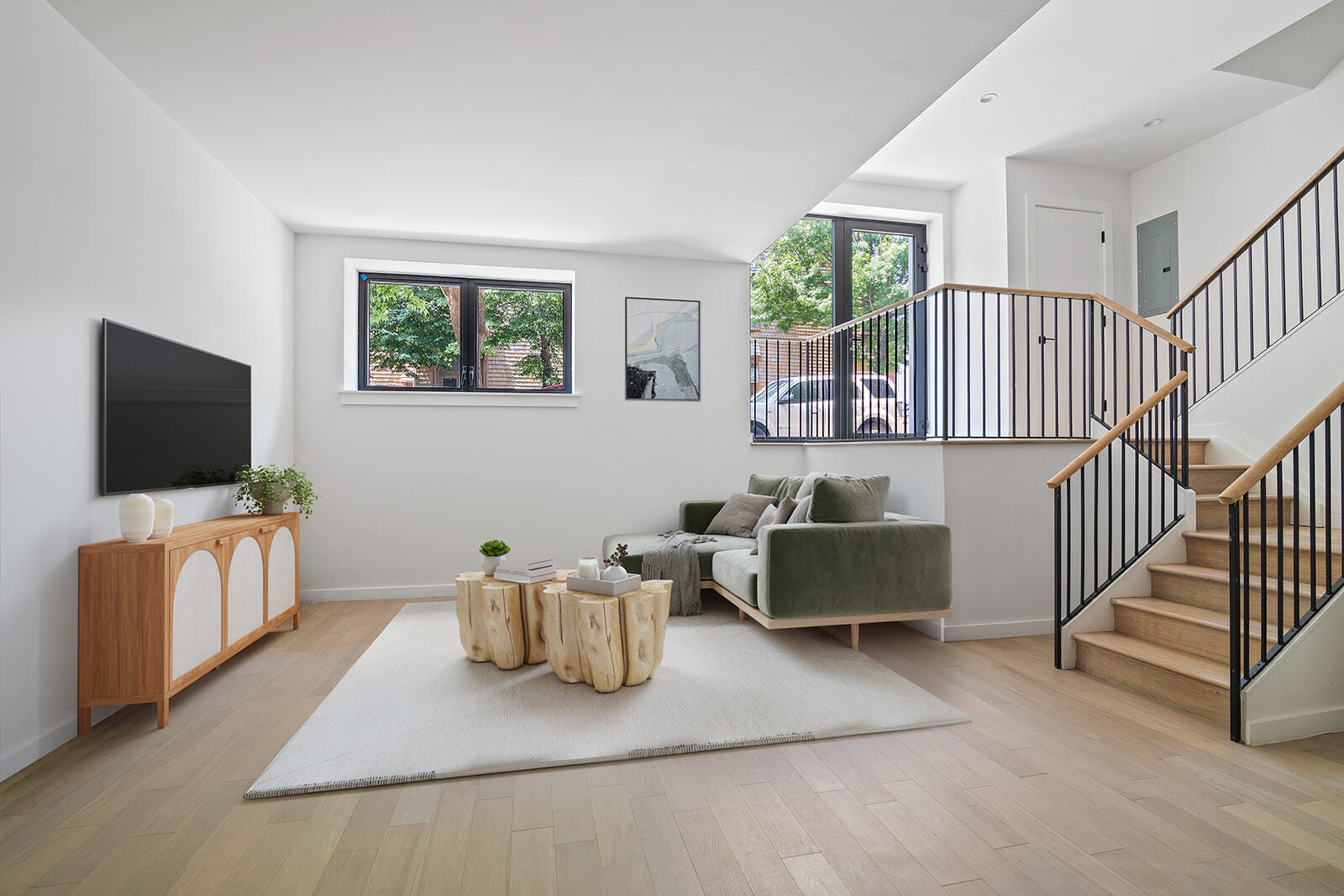 1080 LORIMER Street Unit: 1A