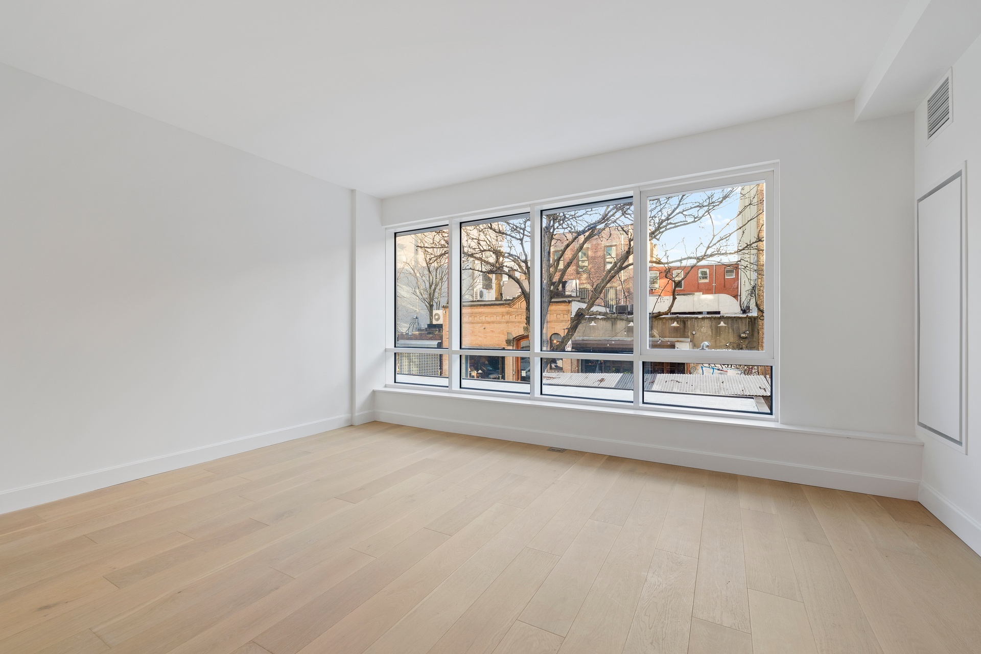 171 North 1st Street Unit: 2-H