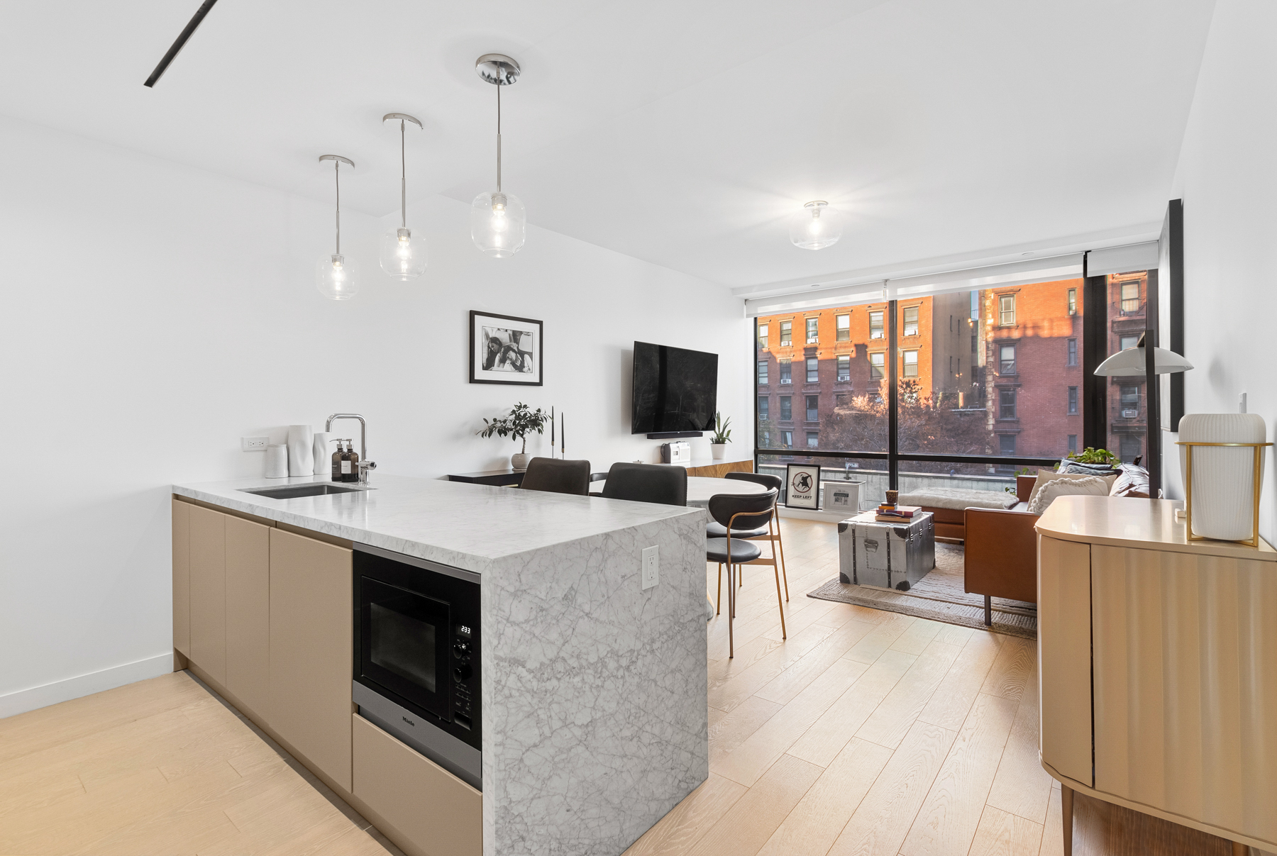 75 1st Avenue Unit: 3B