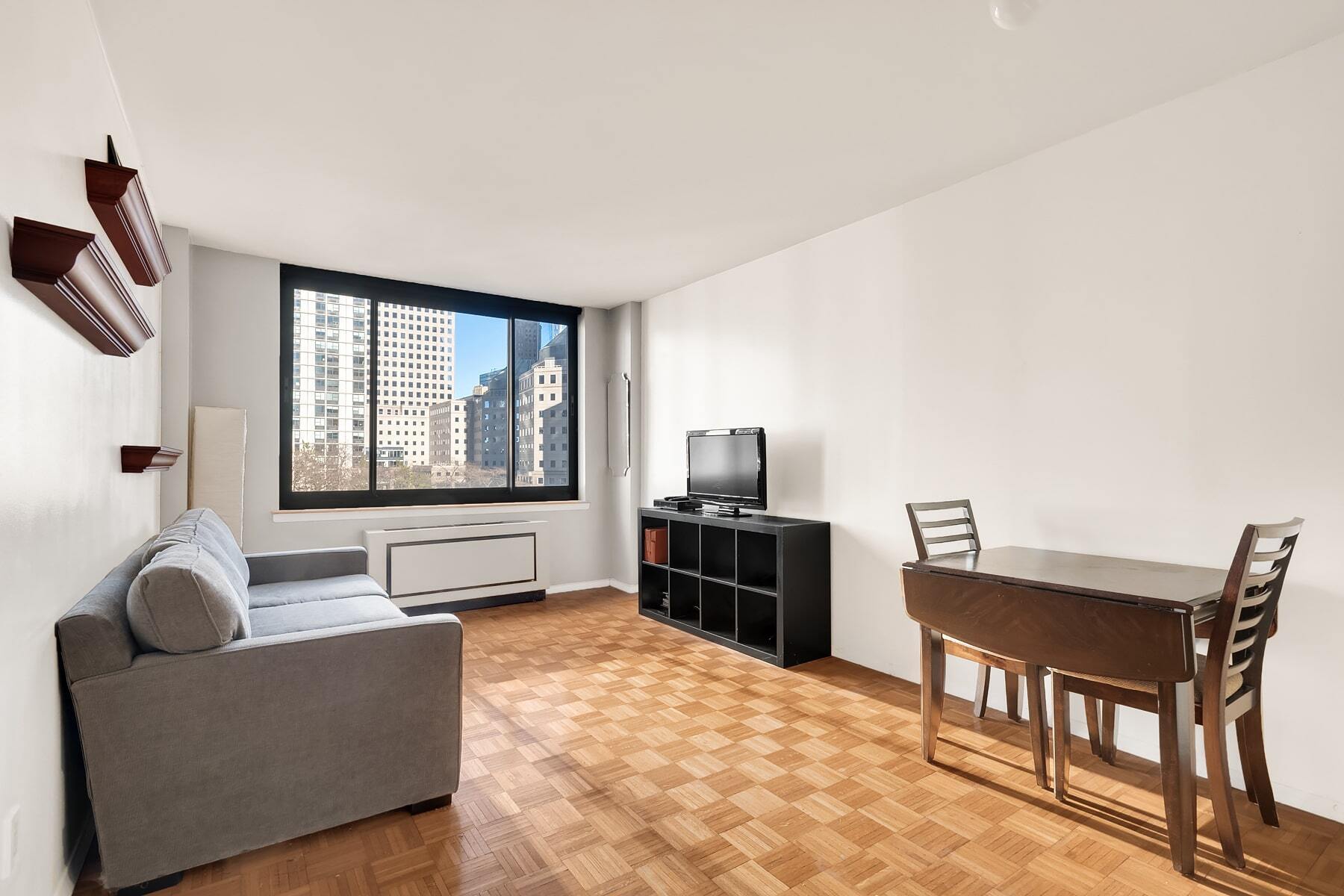 300 Albany Street Unit: 7F