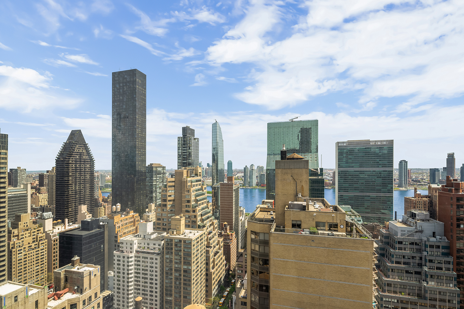 219 E 44th Street Unit: 35