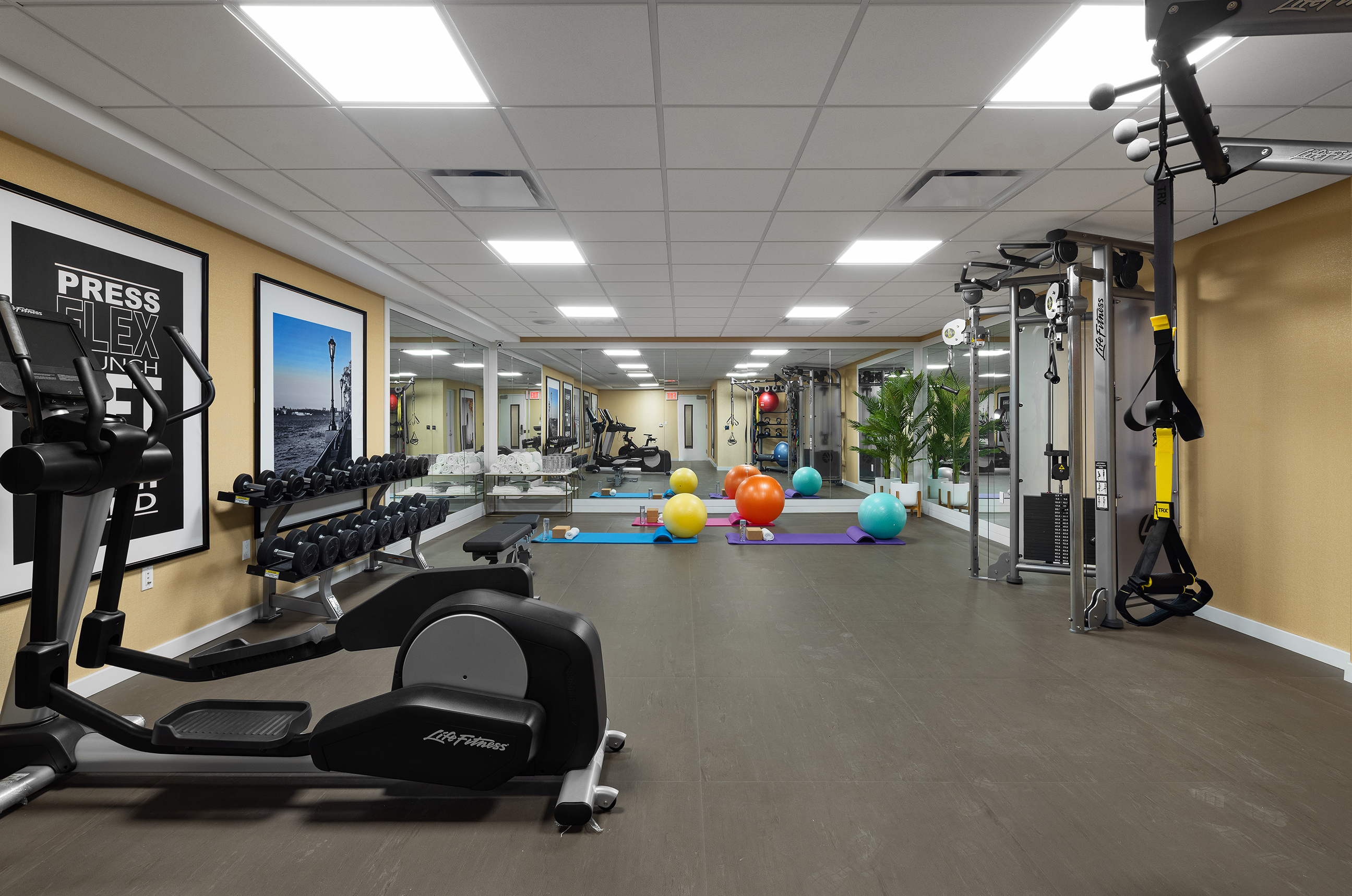 19 PARK Place Unit: 4B