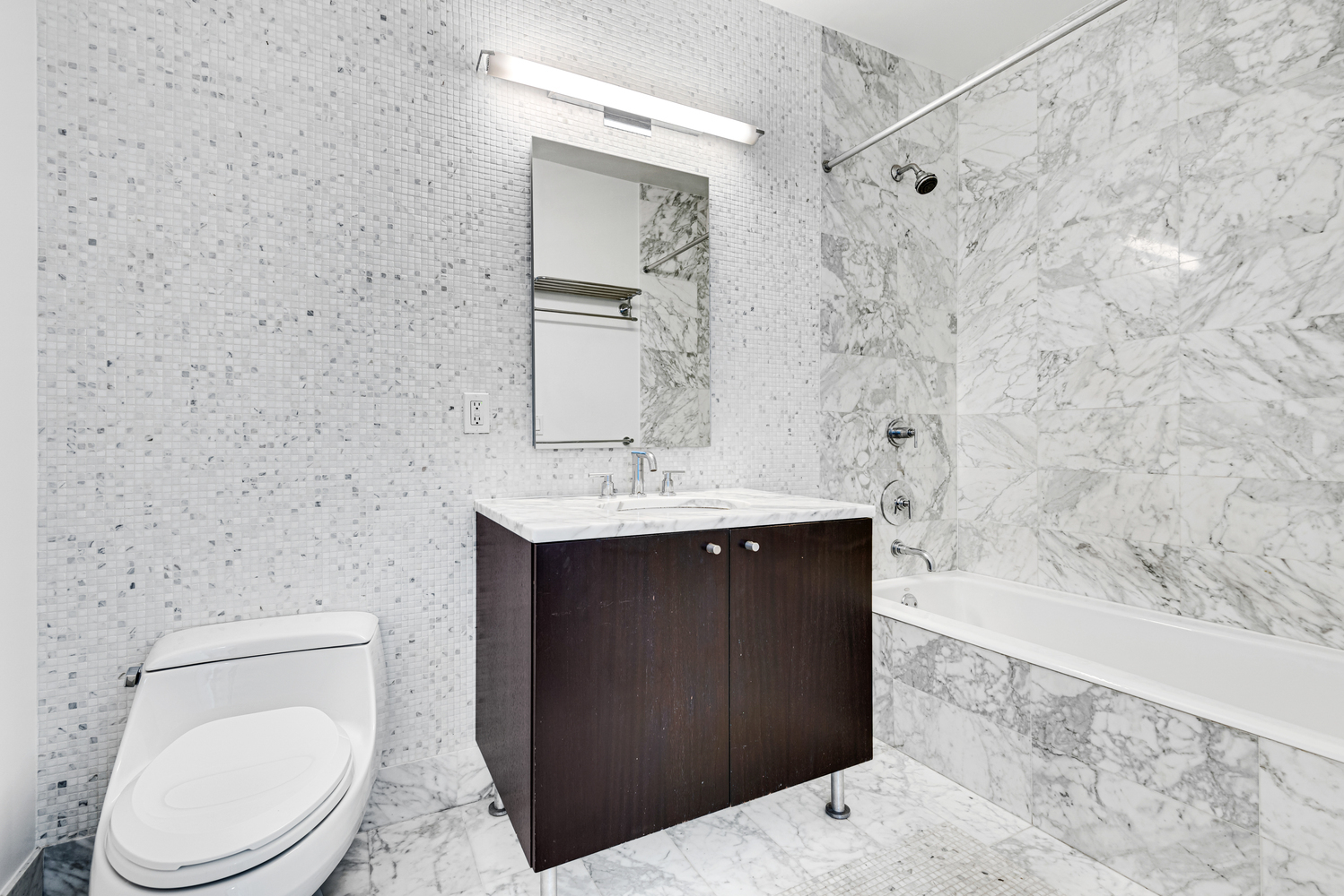 46-30 Center Boulevard Unit: 209