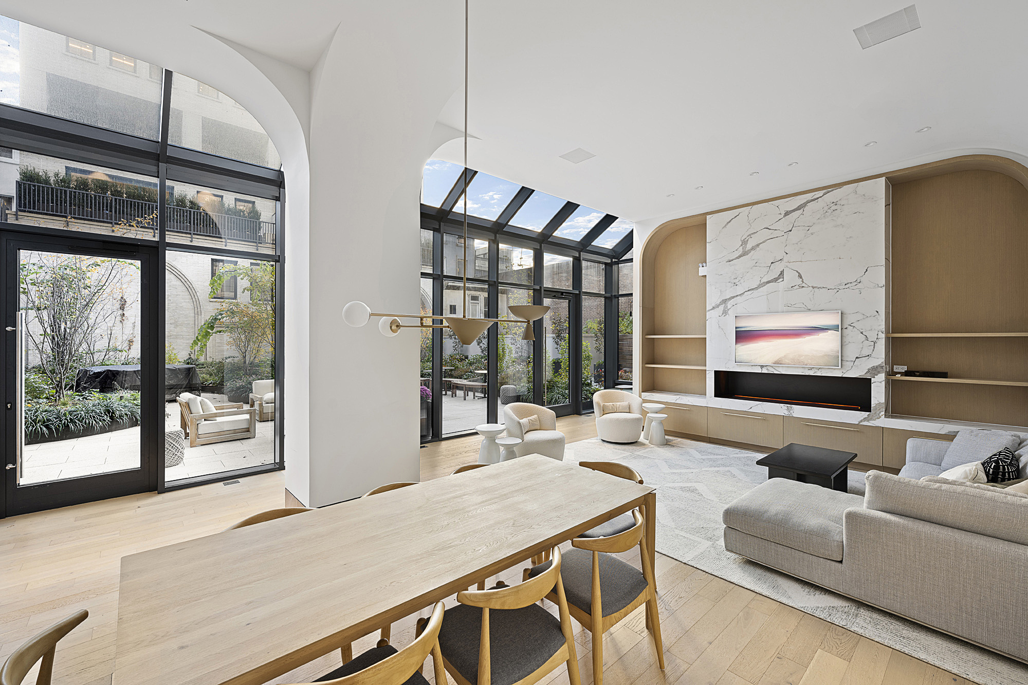 533 Pacific Street Unit: 5-B