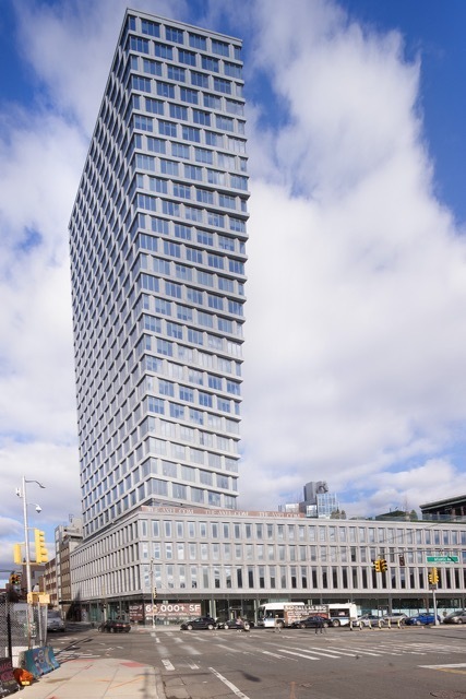 539 Vanderbilt Avenue Unit: 27J