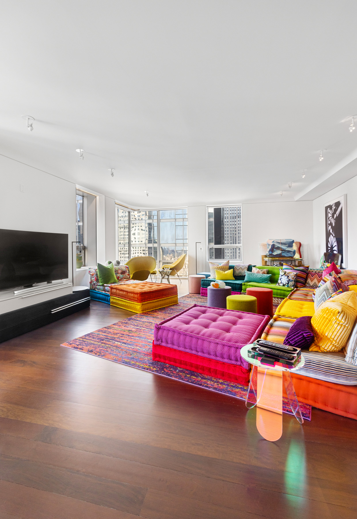 15 W 53RD Street Unit: 42B