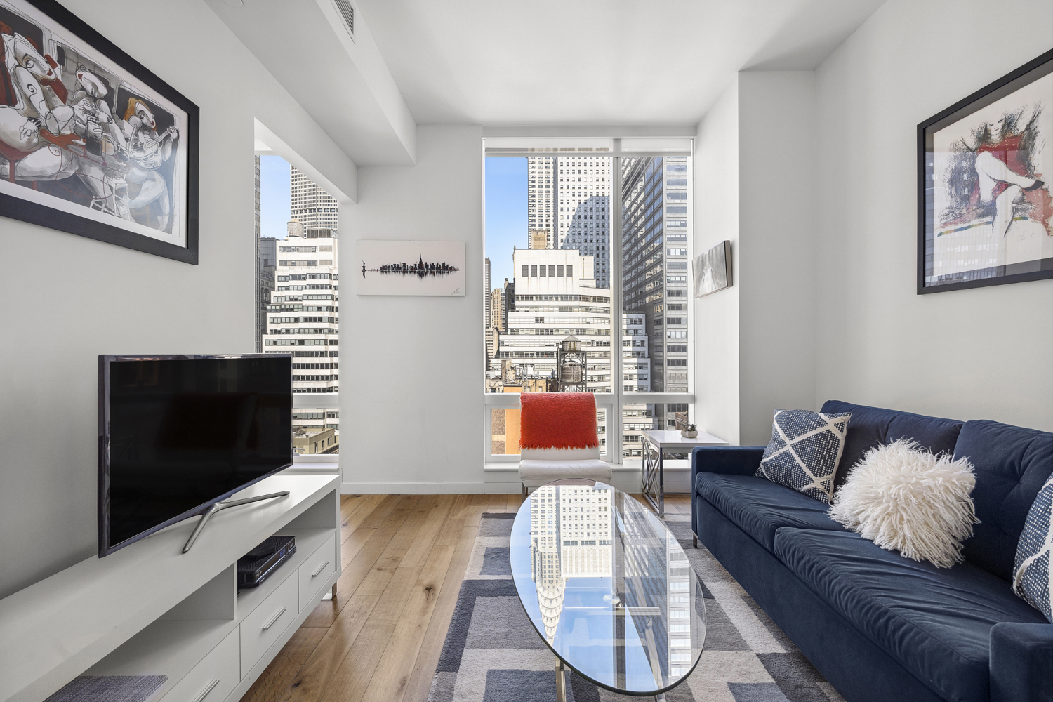 325 Lexington Avenue Unit: 19C