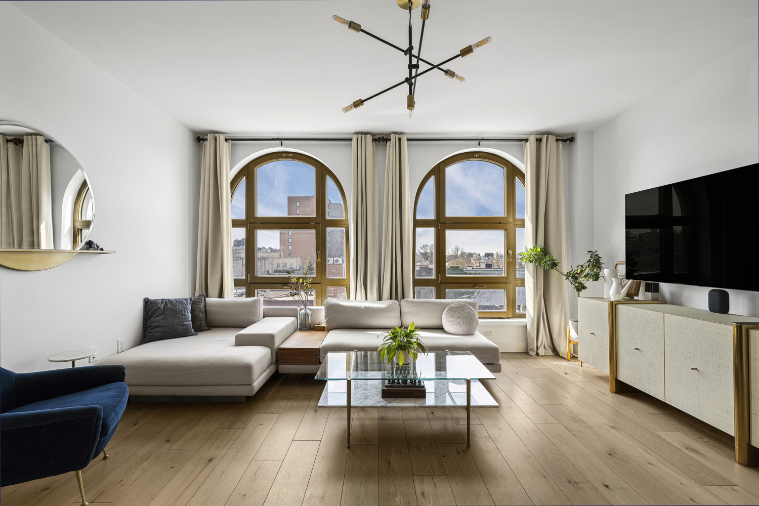 229 9th Street Unit: 602