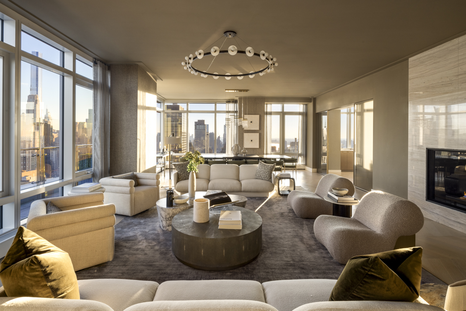 200 AMSTERDAM Avenue Unit: 43A