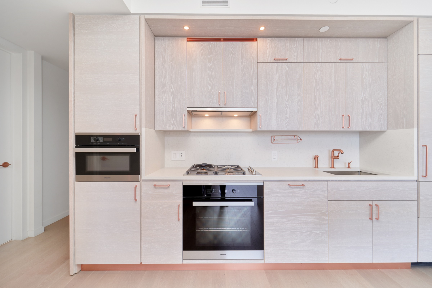 1 City Point Unit: 26K