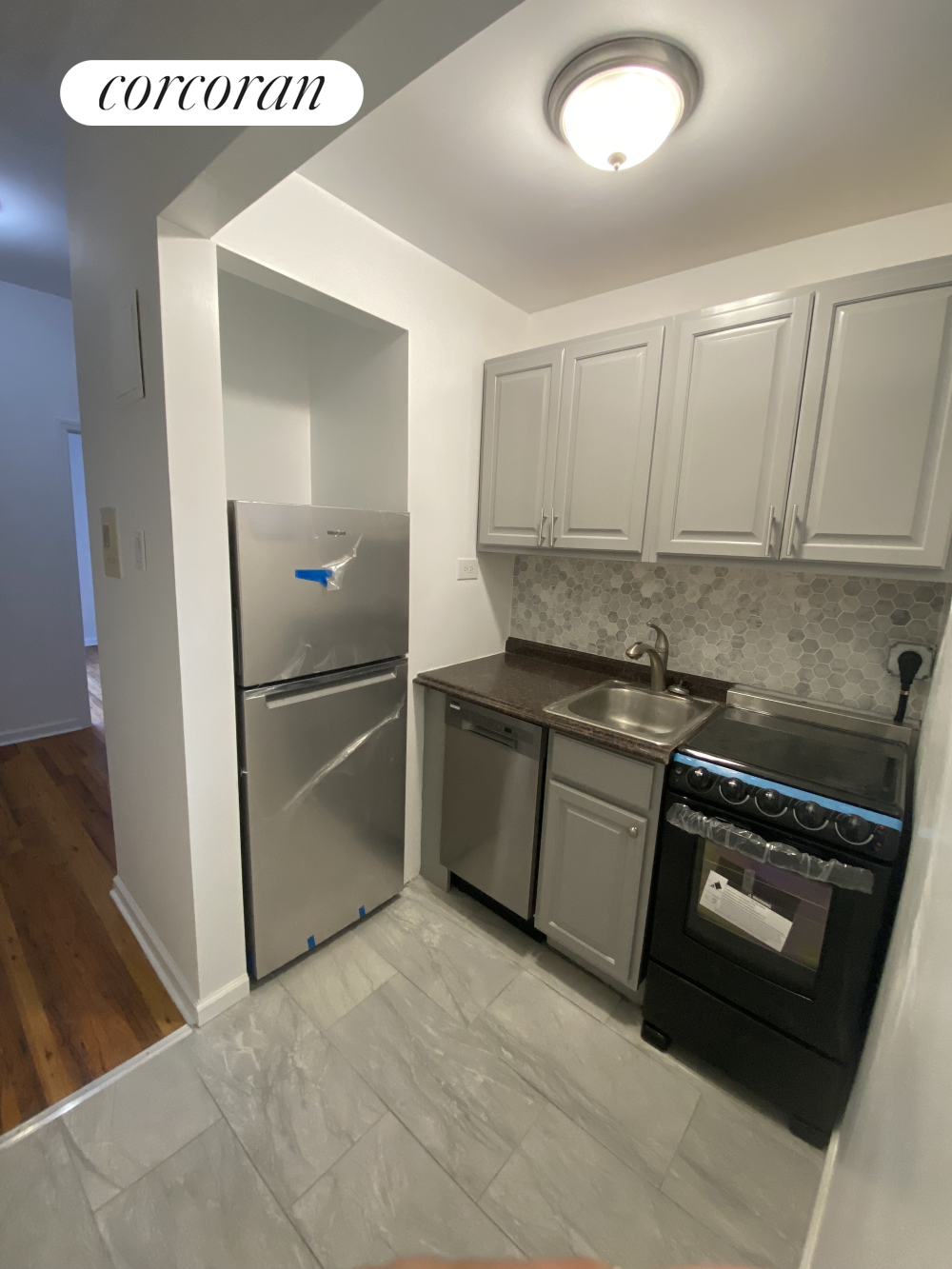 238 East 82nd Street Unit: 5A