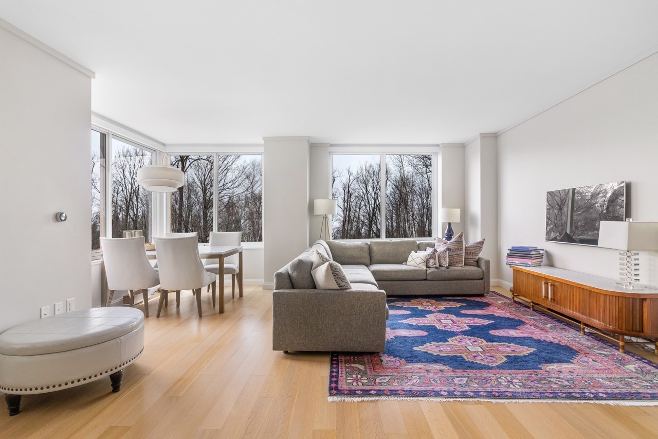 212 Warren Street Unit: 3C