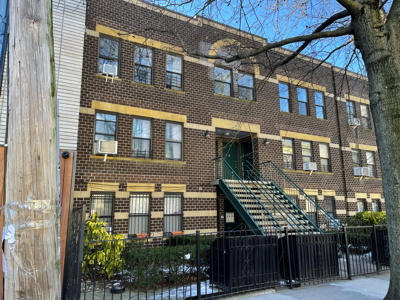 136 Freeman Street Unit: 1A