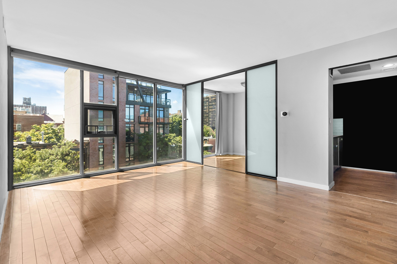 609 MYRTLE Avenue Unit: 5D