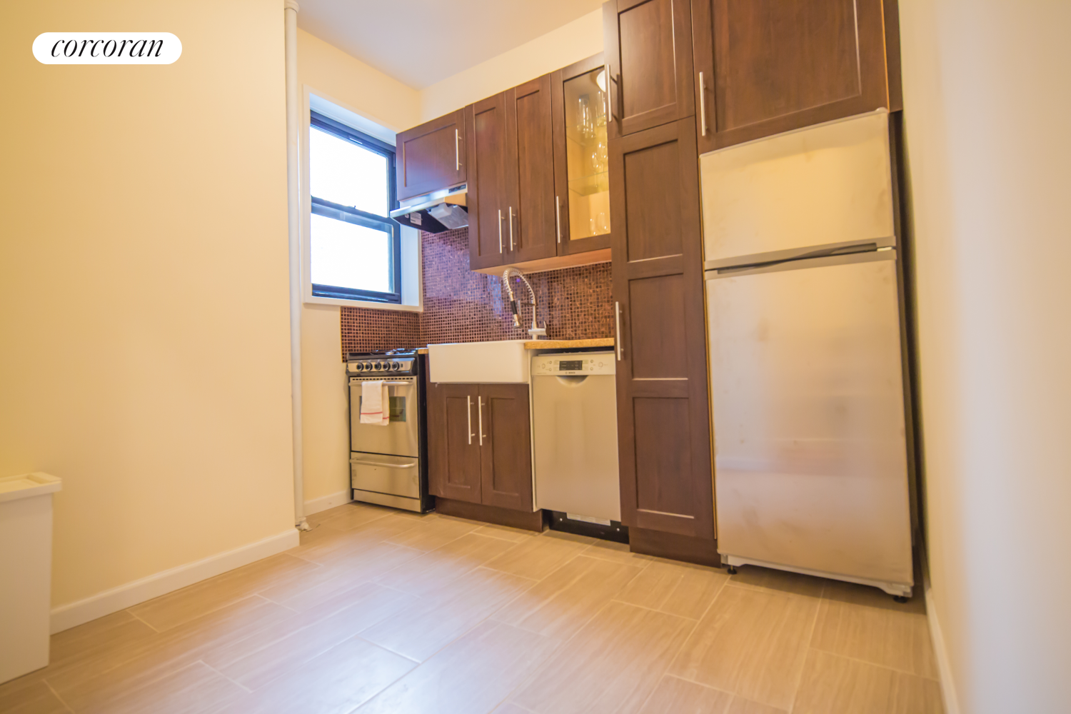 238 East 82nd Street Unit: 4C