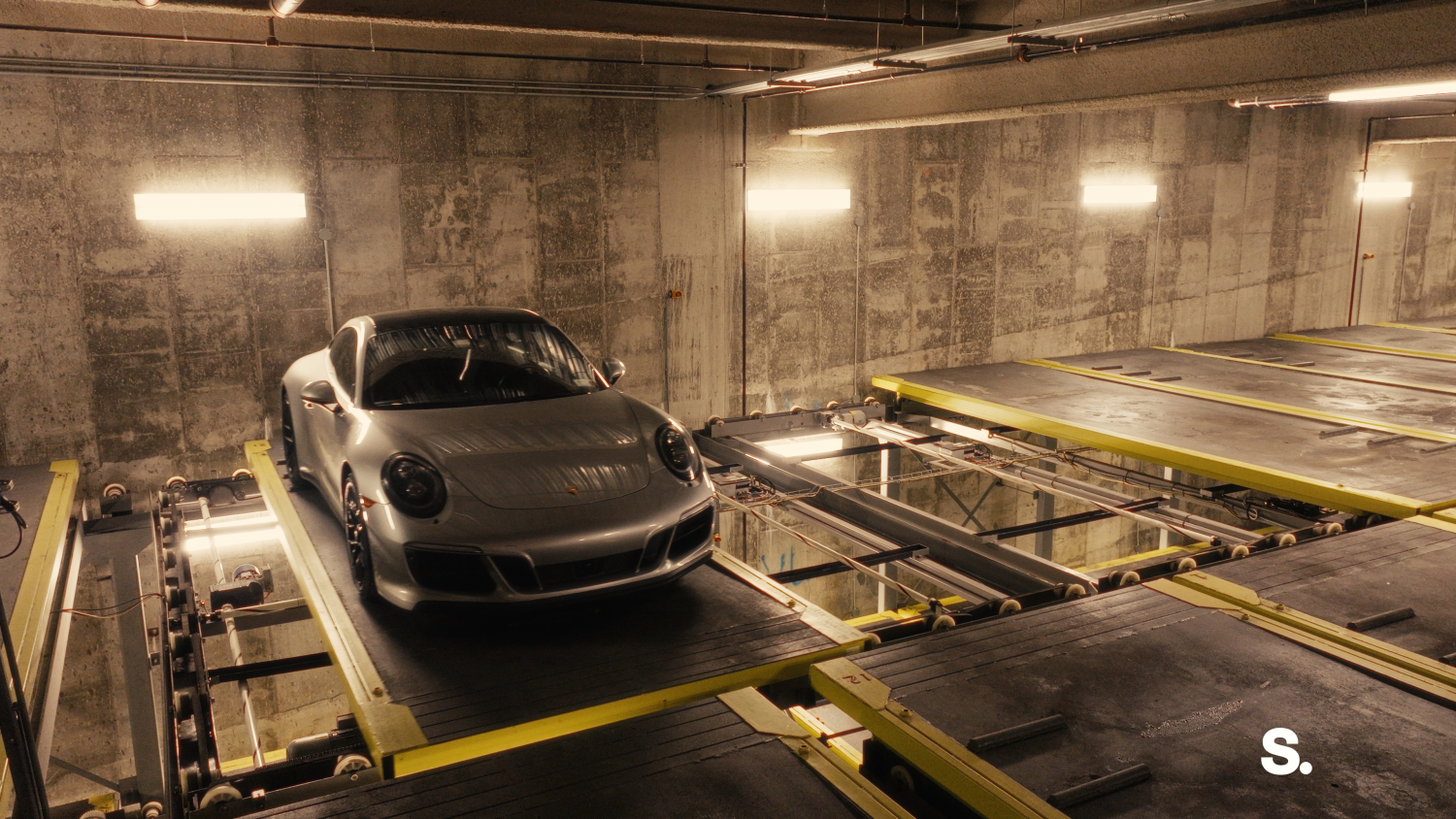 24 Leonard Street Unit: GARAGE