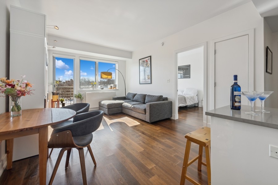 100 Maspeth Avenue Unit: 6I