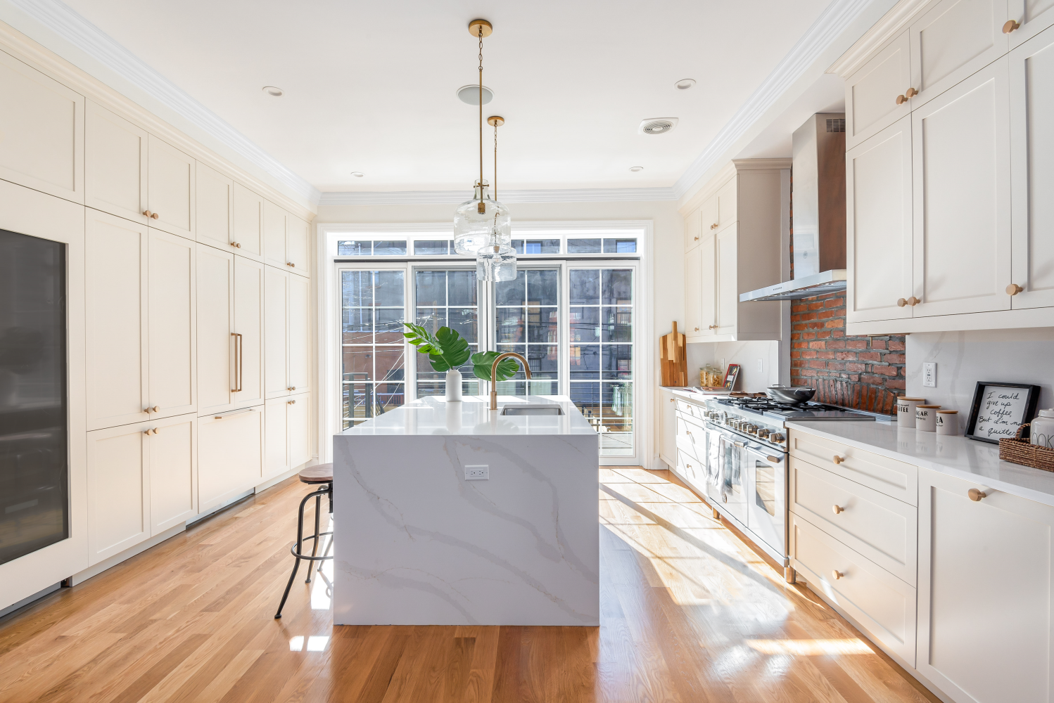 222 Van Buren Street