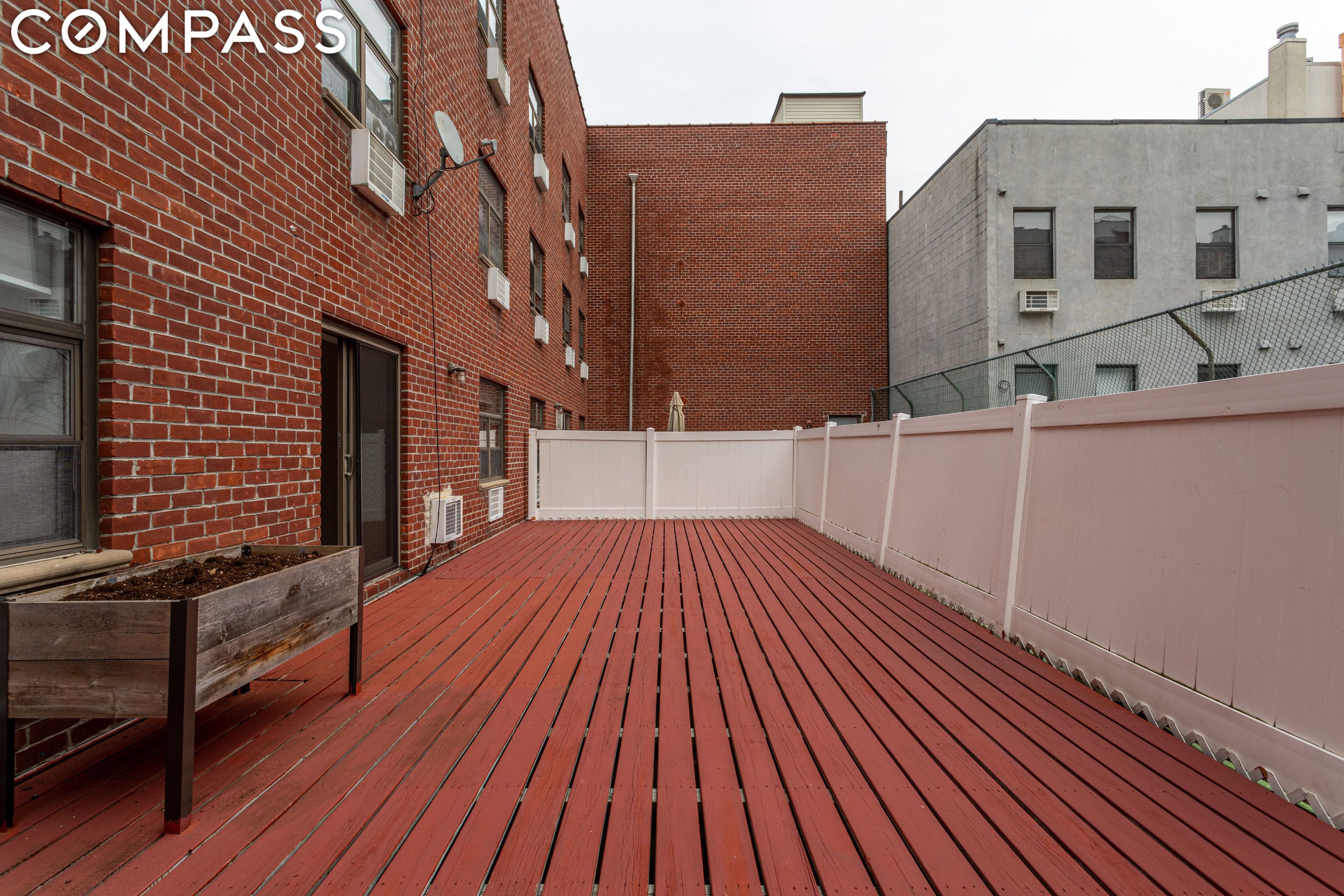 318 Warren Street A2