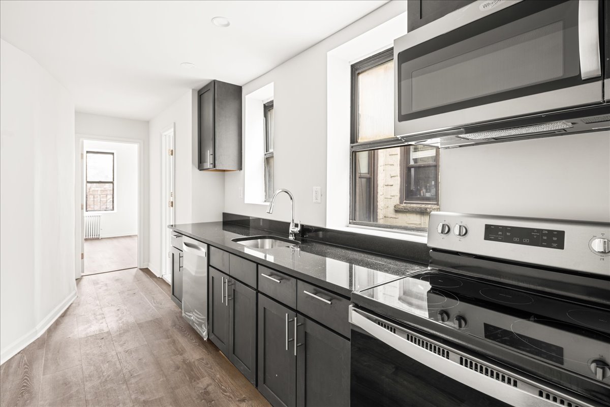 499 Saint Johns Place Unit: 3R