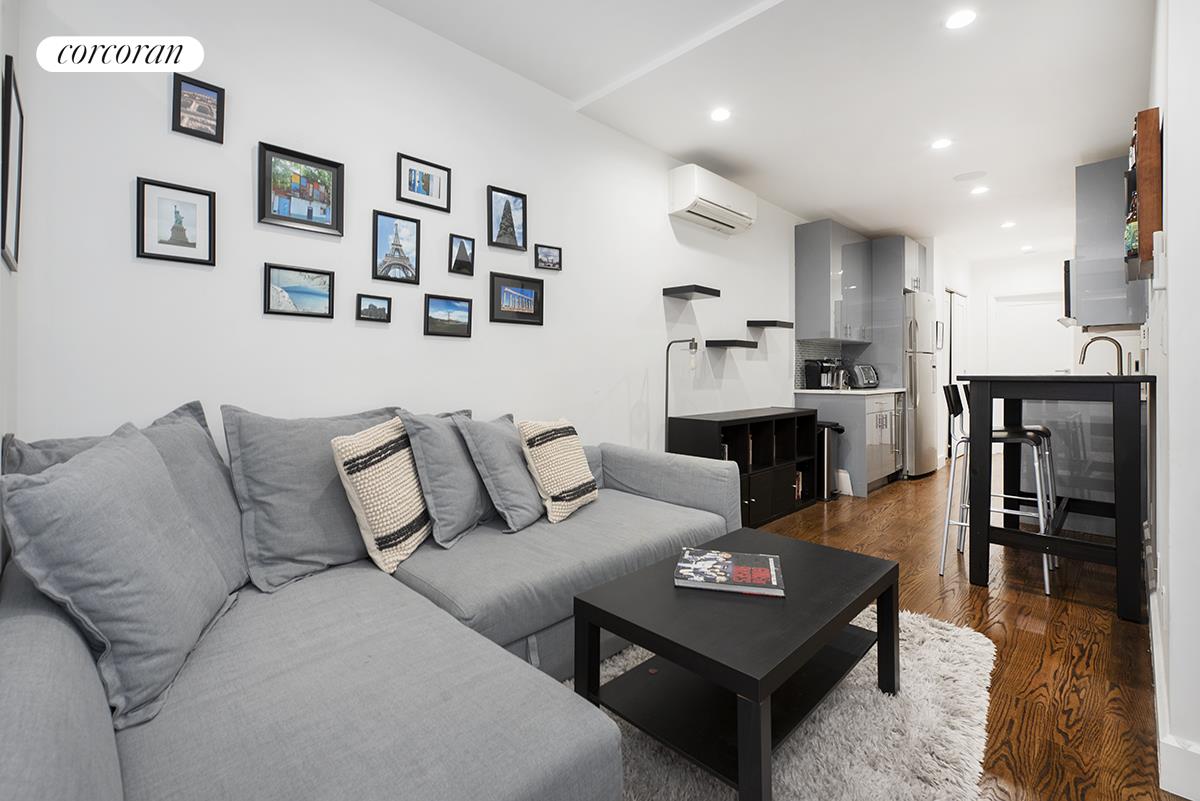 194 1ST Avenue 3