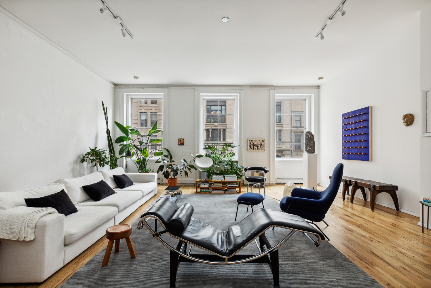 523 Broadway Unit: 4