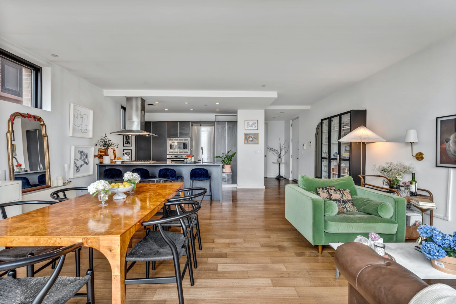 70 BERRY Street Unit: 4G