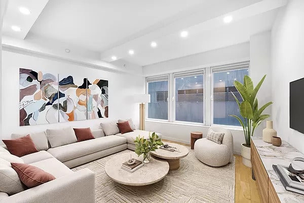 90 William Street Unit: 8H