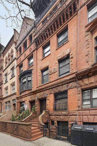 28 W 71st Street