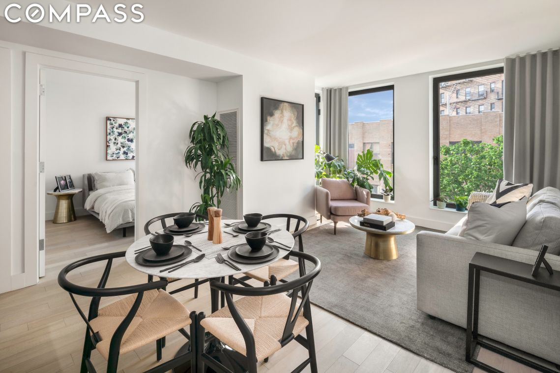 111 Montgomery Street Unit: 2N
