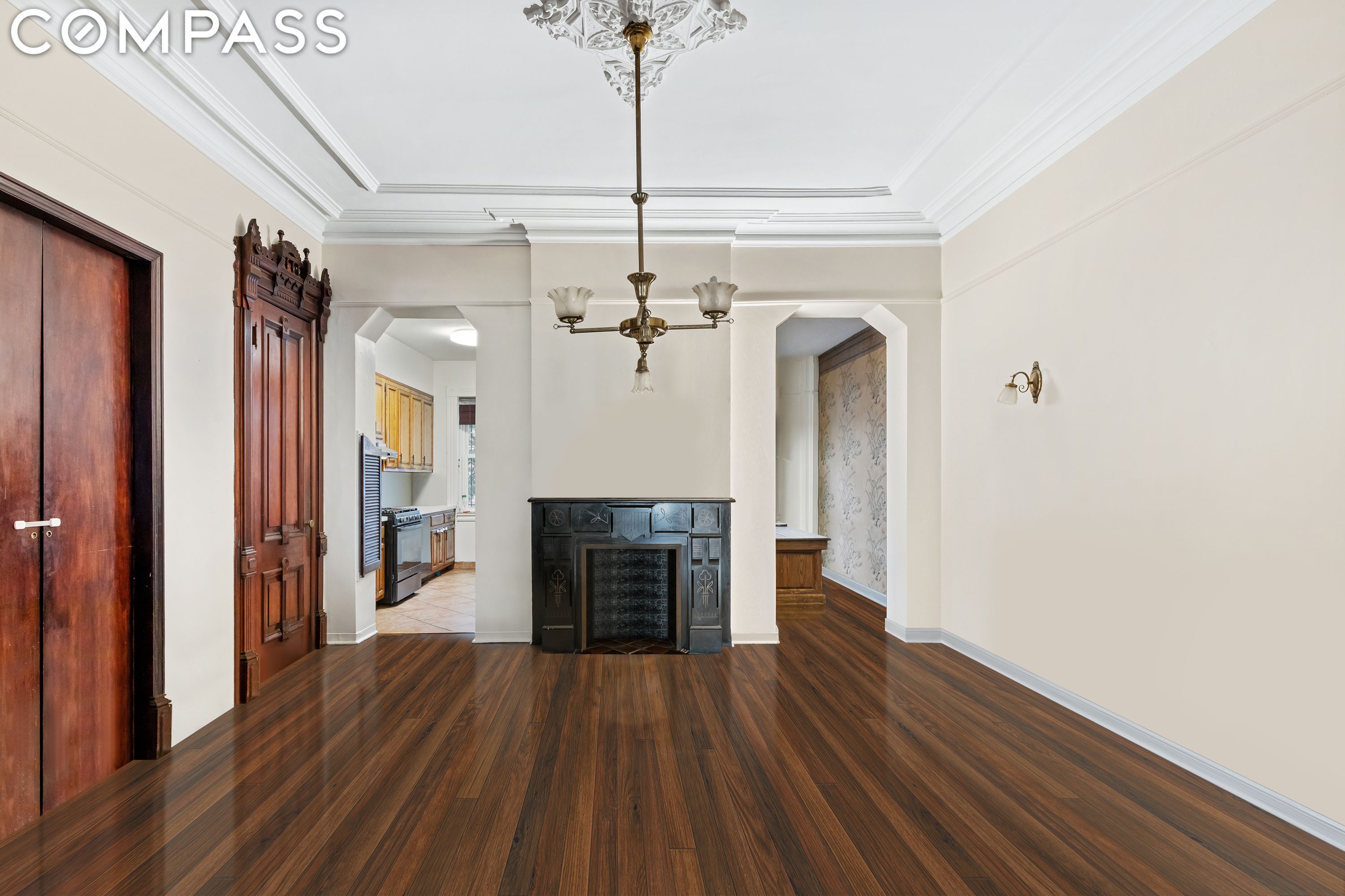 500 9th Street Unit: PARLOR