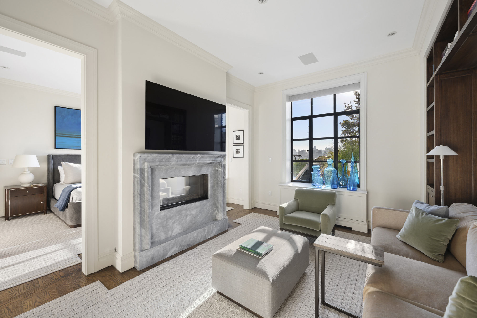 65 CENTRAL Park W Unit: PH/NORTH